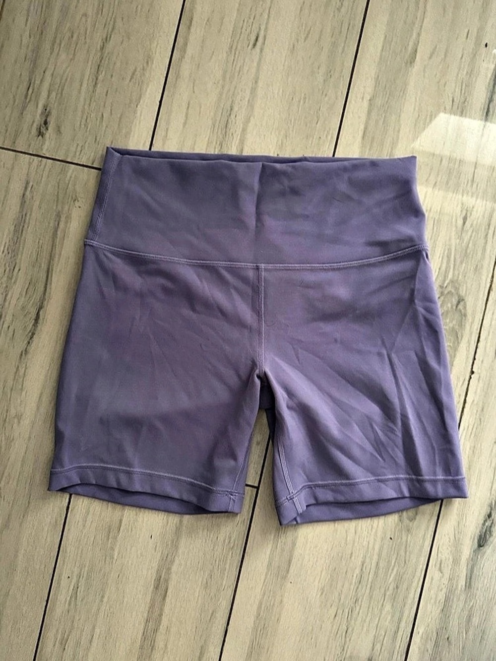 lululemon Wunder Train High-Rise Short 6" Purple Size 10